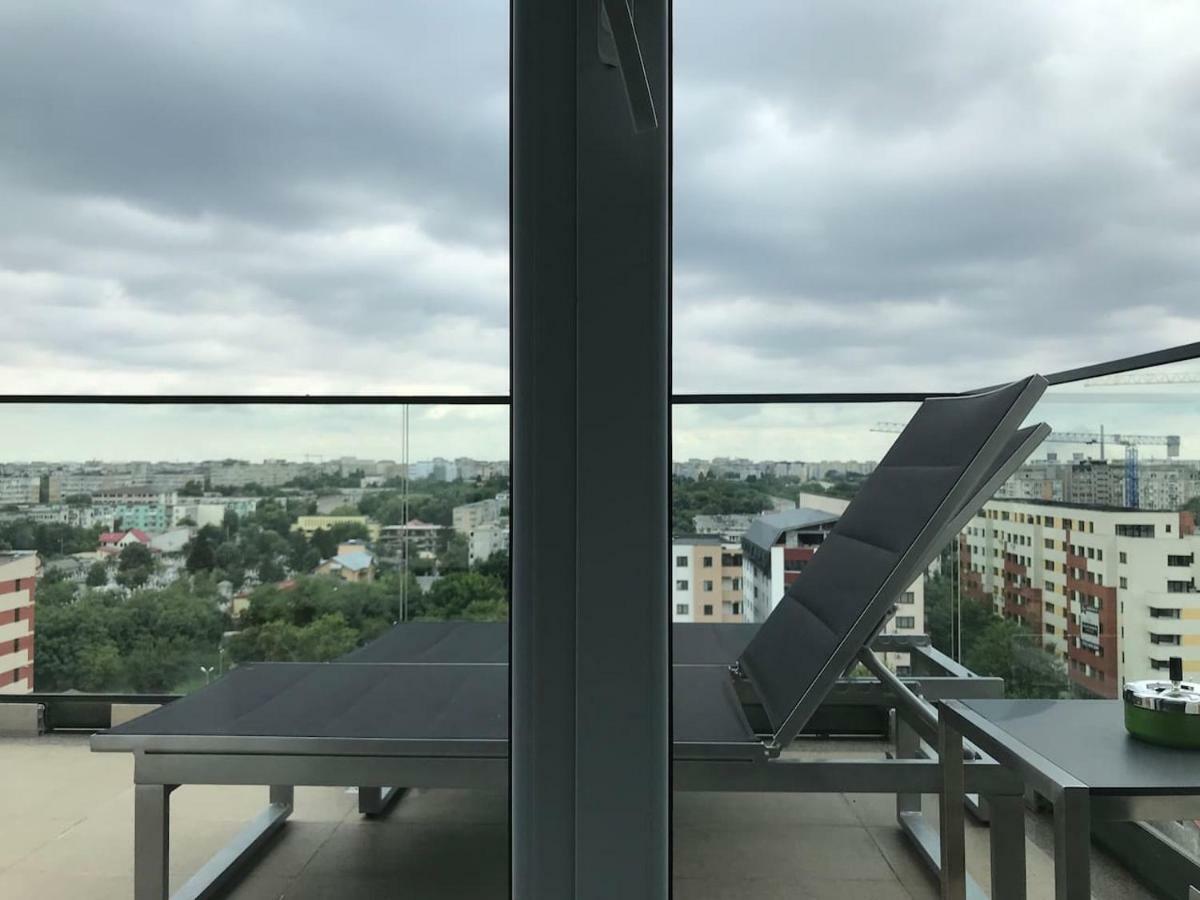 Luxury Westpark 2 Residence With Lake View Bucureşti Eksteriør bilde