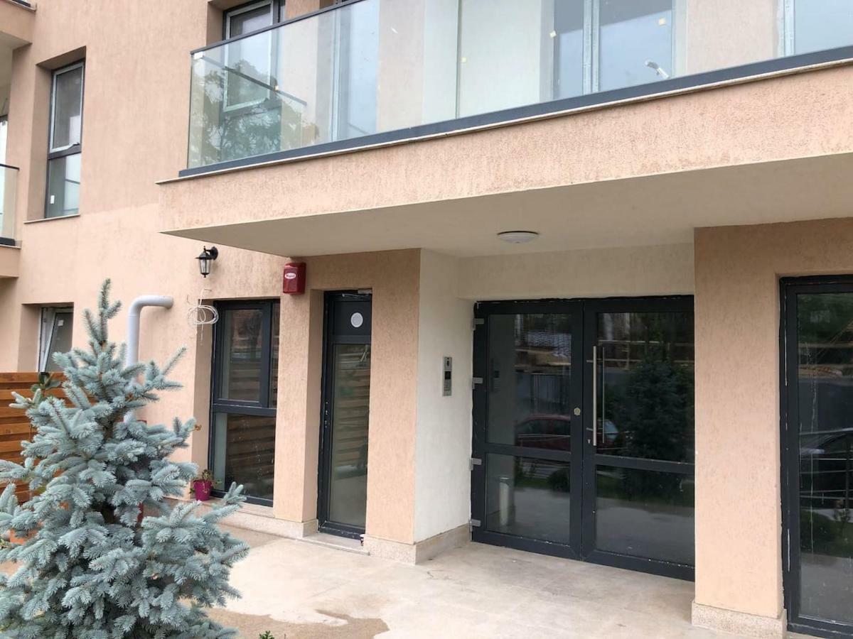Luxury Westpark 2 Residence With Lake View Bucureşti Eksteriør bilde