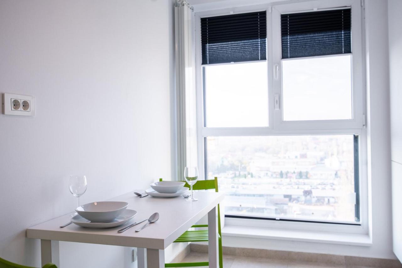 Luxury Westpark 2 Residence With Lake View Bucureşti Eksteriør bilde